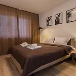 Coresi modern apartment